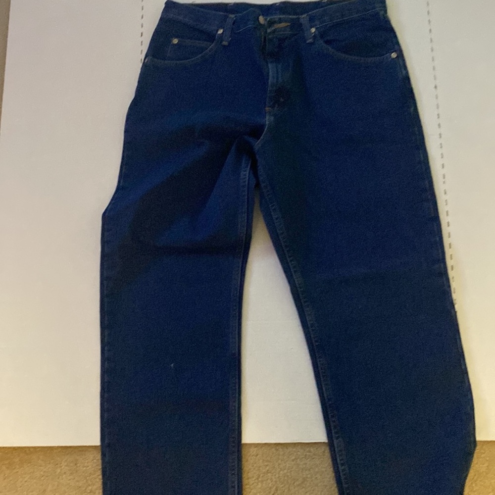 Jeans - Picture 2 of 3